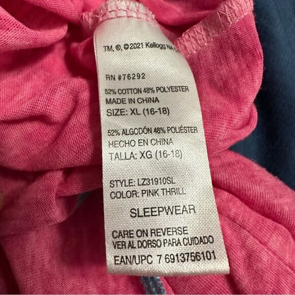 Kellogg's Pop-Tarts Pink Graphic T-Shirt - Picture 6 of 7